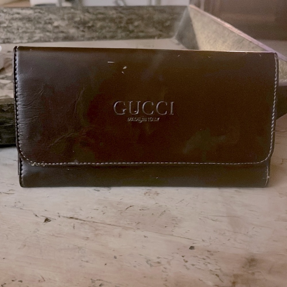 Vintage Gucci long wallet
